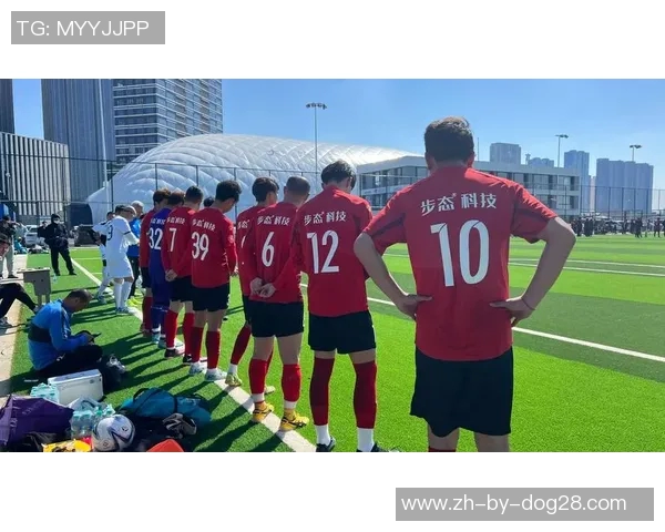 本期球星推荐聚焦绿茵赛场解析顶级足球巨星的技战术魅力与成长之路