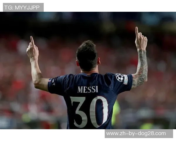 梅西开球瞬间展现超凡技术成就传奇足坛历史新篇章